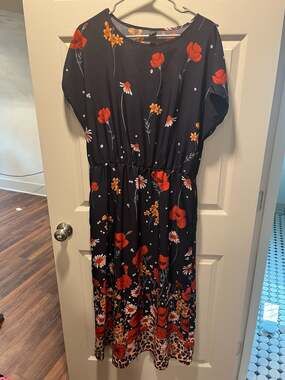 Emery Rose Floral Poppy and Leopard Print Short Sleeve Midi Dress XXL